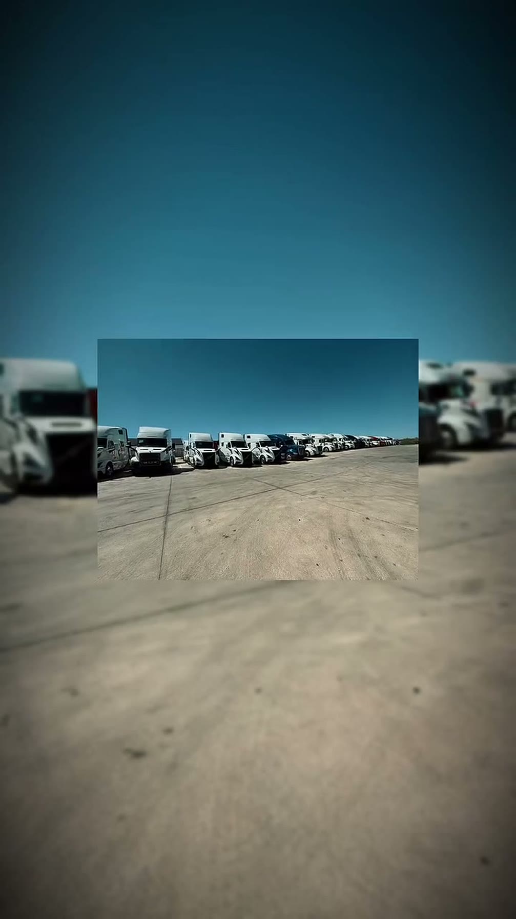 Fleet of semi trucks serviced by Herling Fleet Services